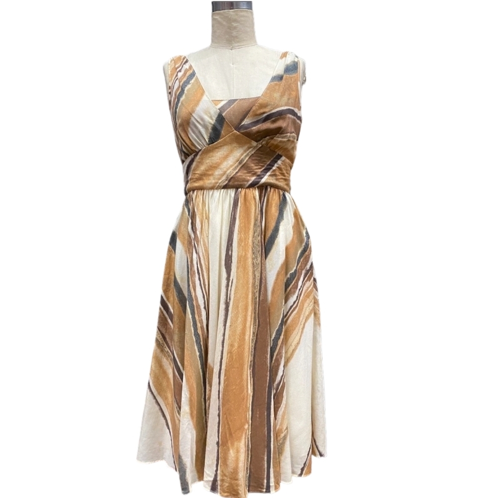 Banana Republic Vintage Fit & Flare  Lined Sundress  -‎ Size 4 NWOT Missing Belt